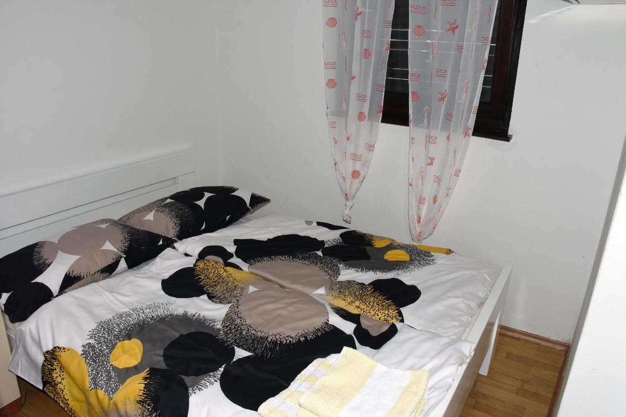 Cosy Studio With A Terrace And A Sea View رافني المظهر الخارجي الصورة