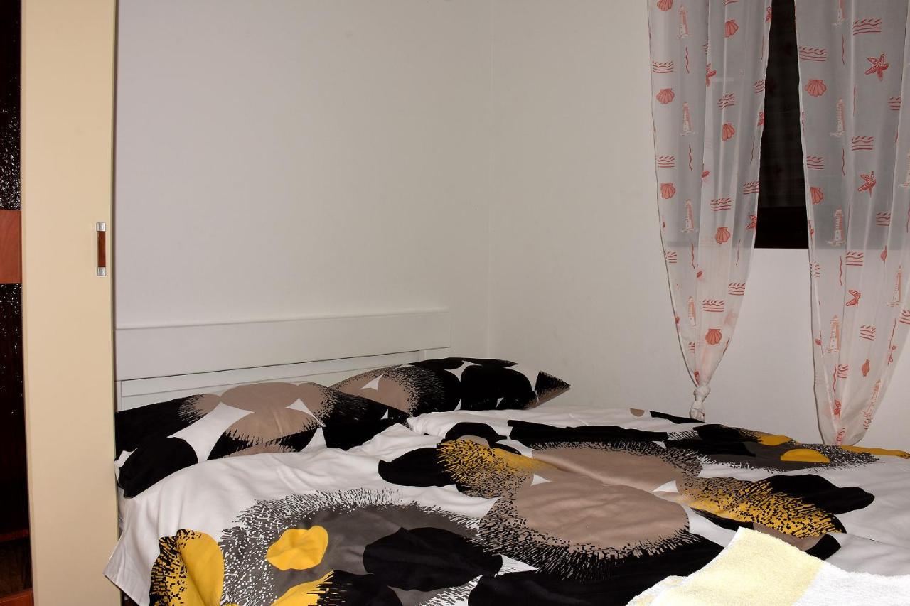 Cosy Studio With A Terrace And A Sea View رافني المظهر الخارجي الصورة