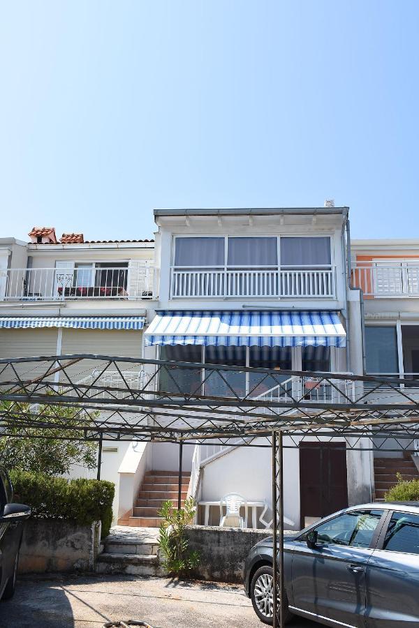 Cosy Studio With A Terrace And A Sea View رافني المظهر الخارجي الصورة